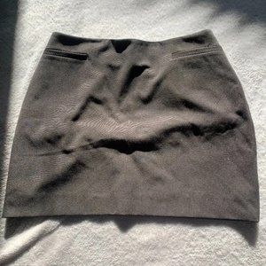 the limited skirt S